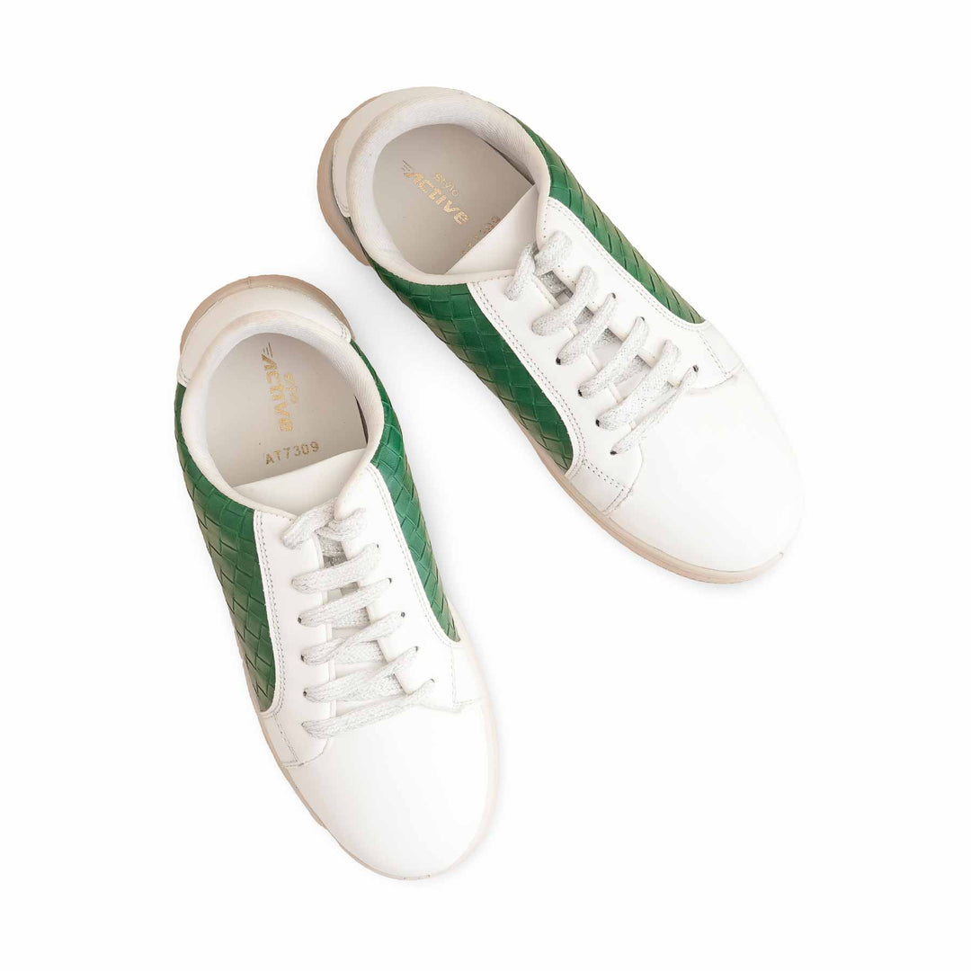 Green Casual Sneaker For Ladies AT7309