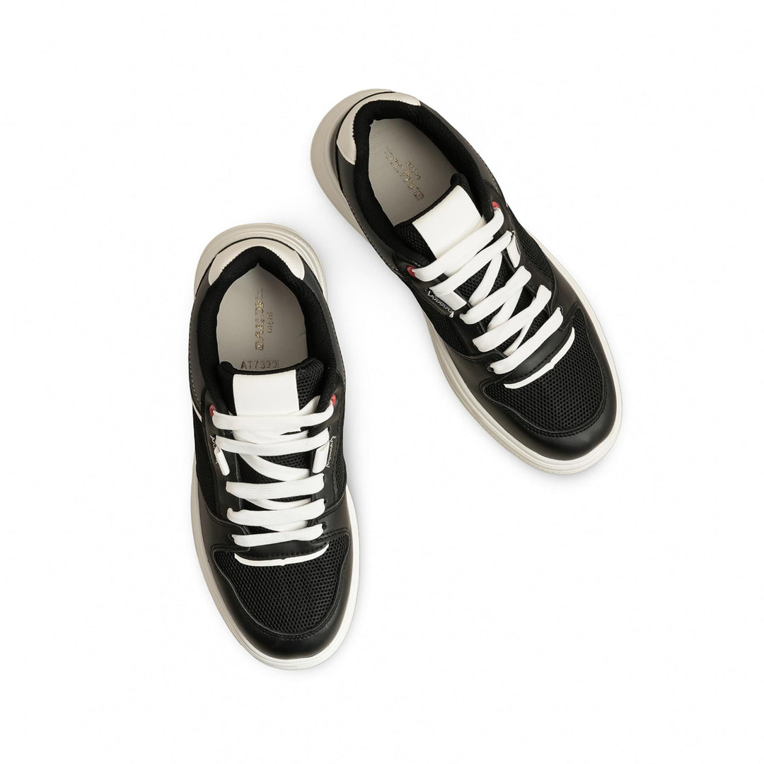 Black Casual Sneaker AT7399