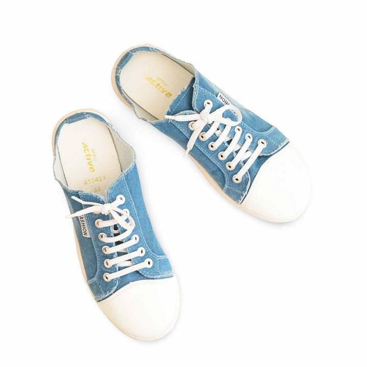 Blue Casual Women Sneaker AT7404