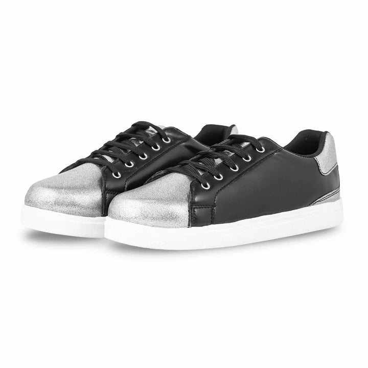 Black Casual Sneaker AT7424