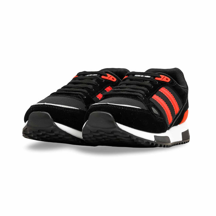 Black Casual Sneaker For Women AT7460