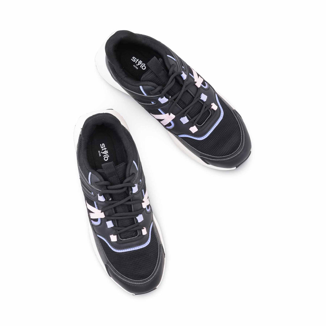 Black Casual Sneaker For Women AT7473