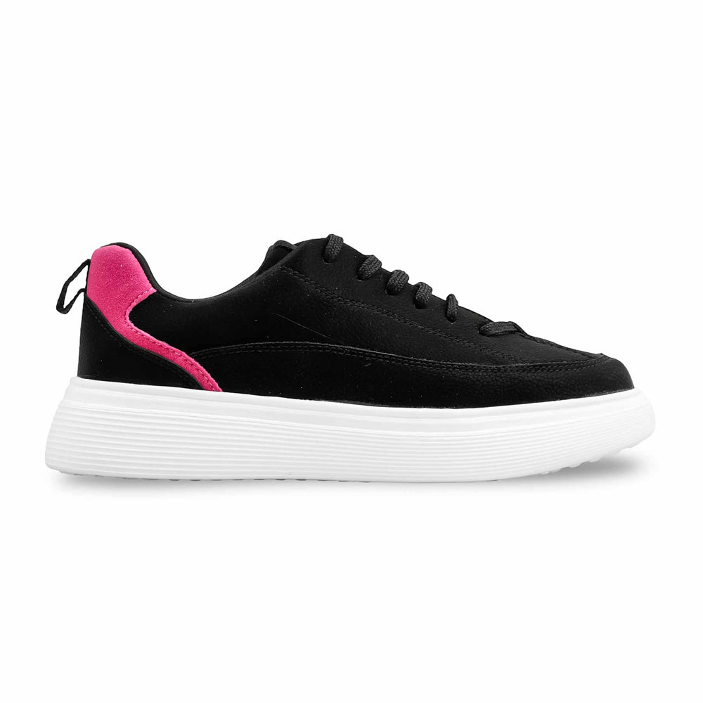Black Casual Sneaker For Women AT7497