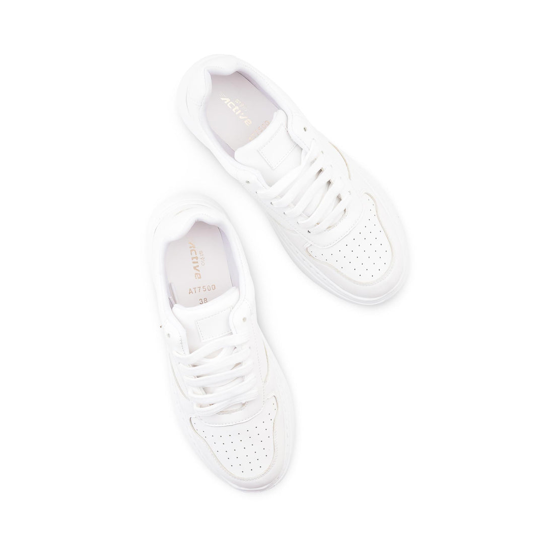 White Casual Sneaker For Women AT7500