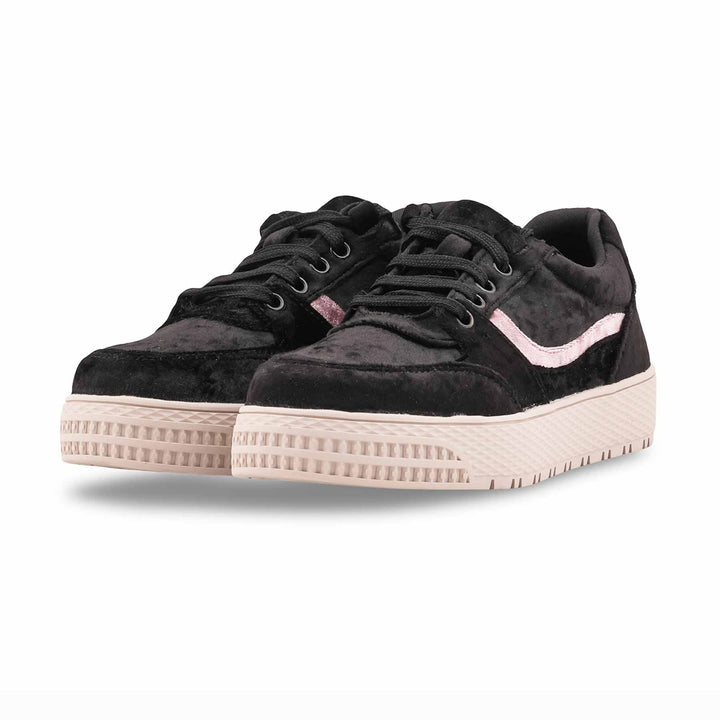 Black Casual Sneaker For Ladies AT7507