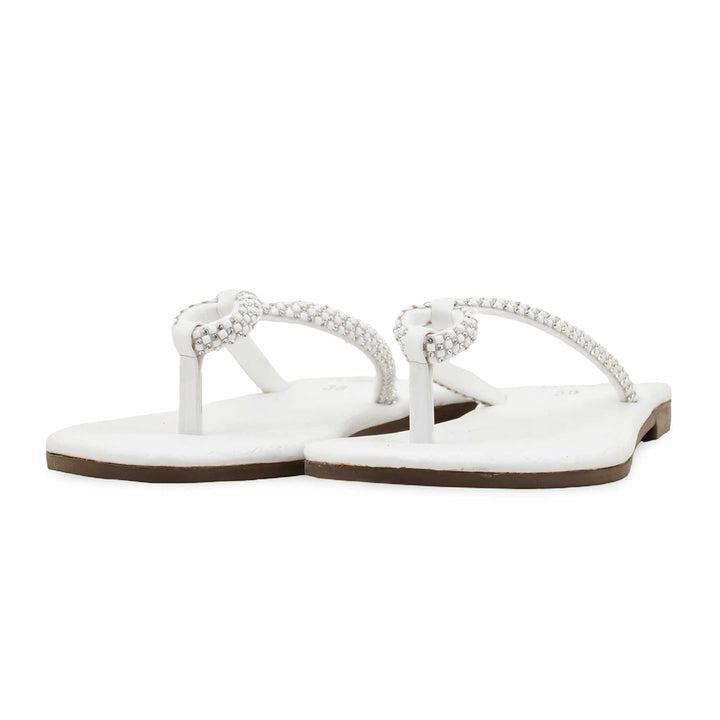 White Casual Chappal CL1886