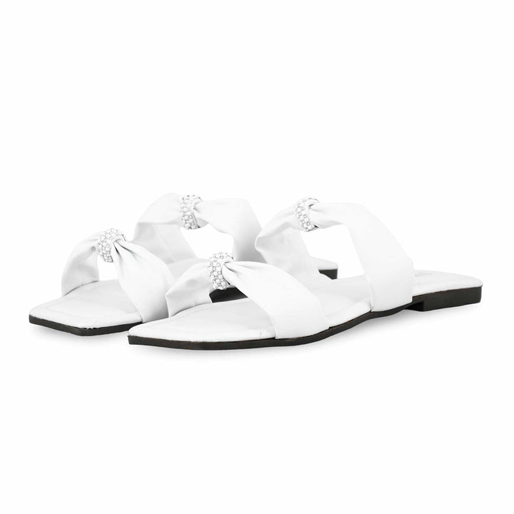 White Casual Slipper For Ladies CL1918