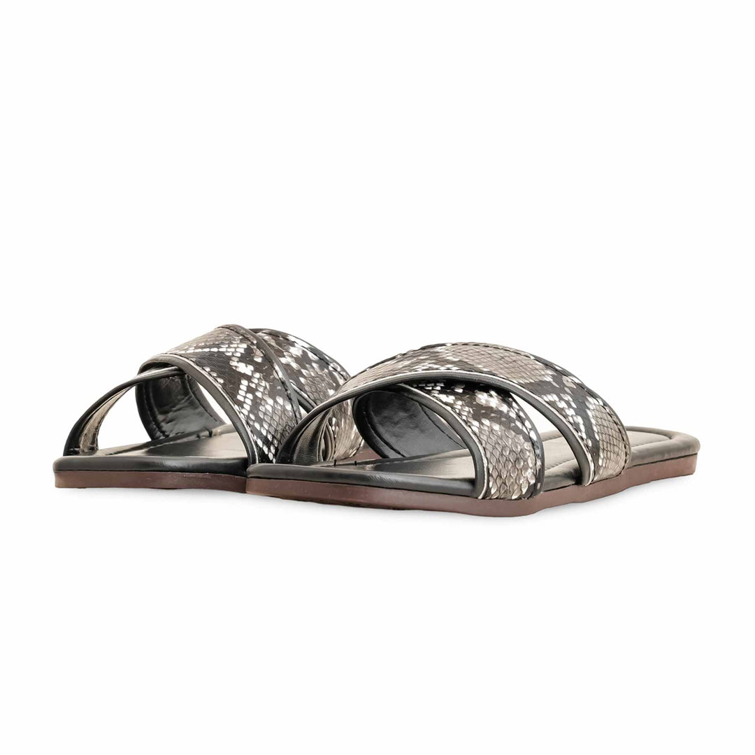 Black Casual Women Chappal CL2040