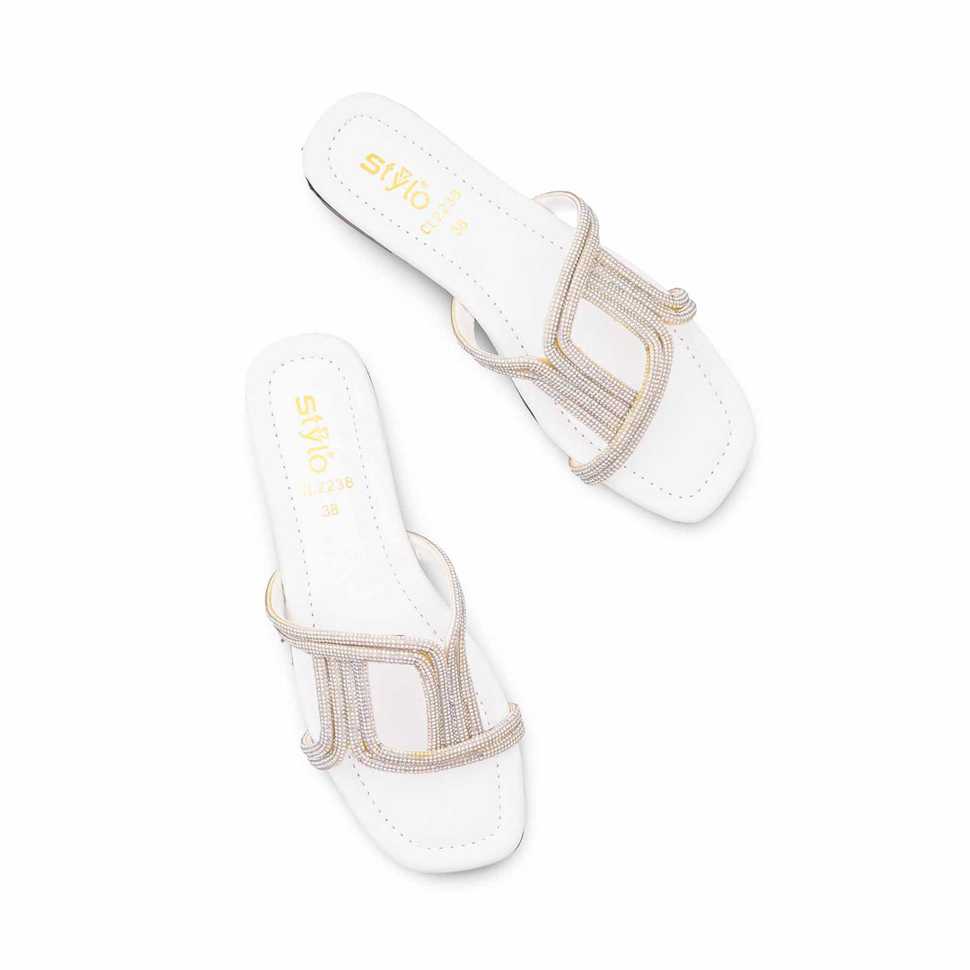 White Casual Chappal For Ladies CL2238