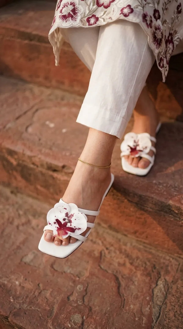 White Casual Slipper For Women CL2375