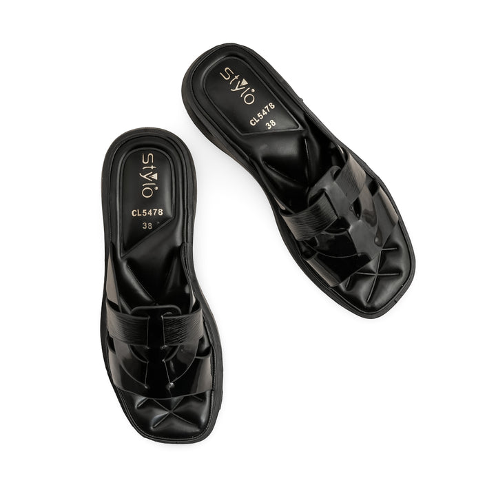 Black Casual Softy For Ladies CL5478