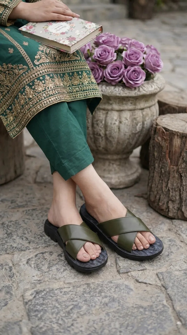 Green Casual Softy For Women CL5663