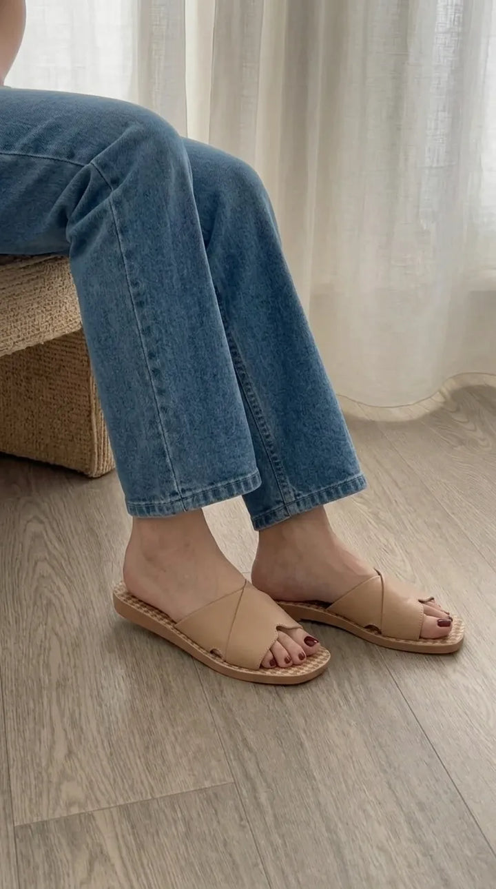 Beige Casual Softy For Ladies CL5666