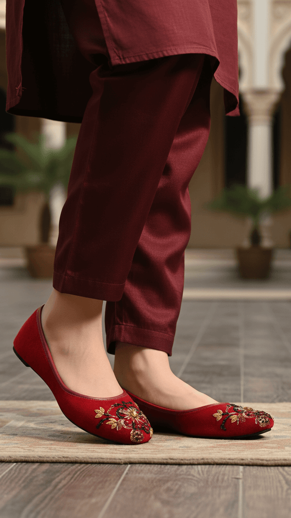 Maroon Fancy Women Khussa EC8558