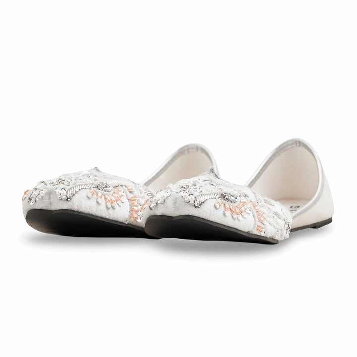 White Fancy Khusa EC8566