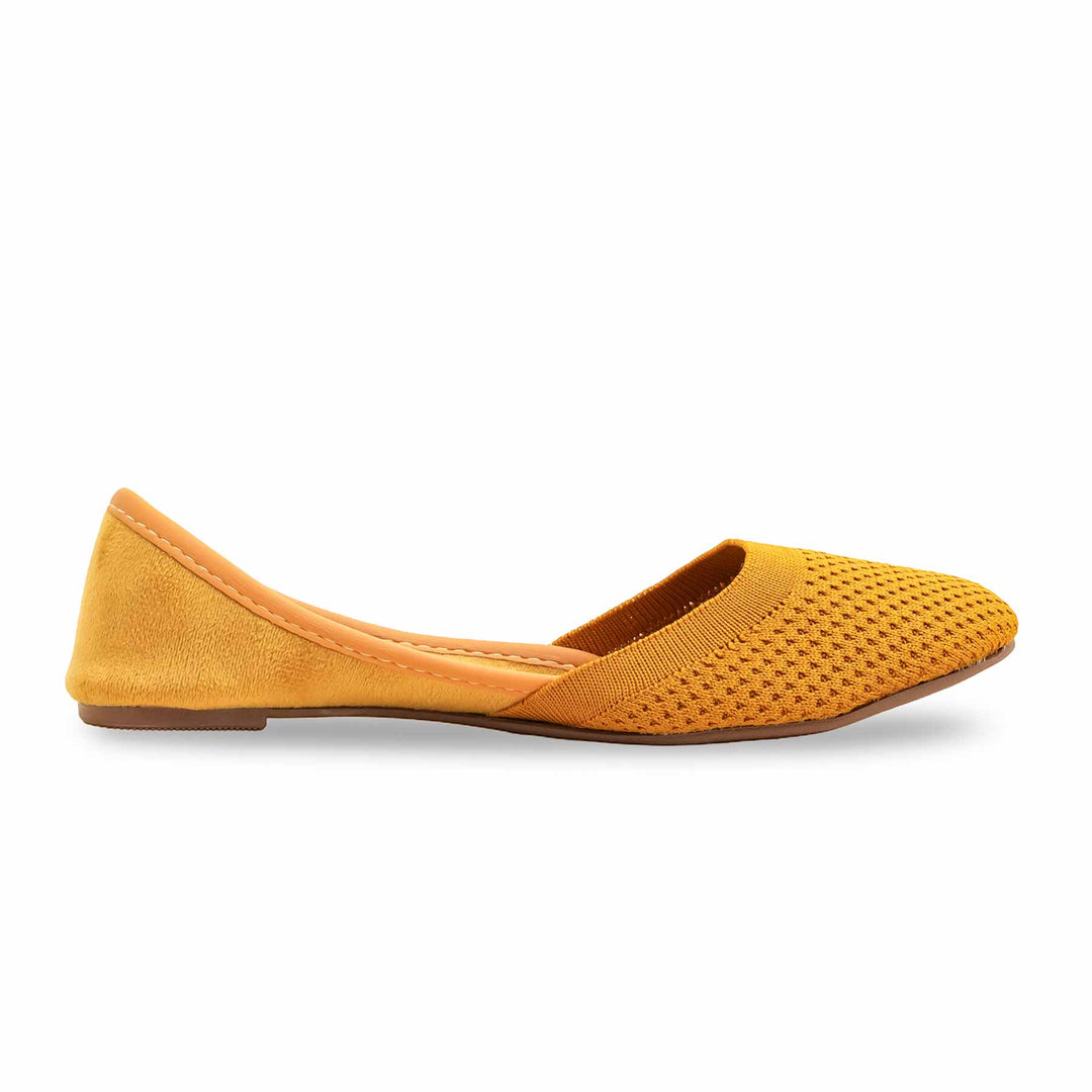 Mustard Casual Khusa EC8573