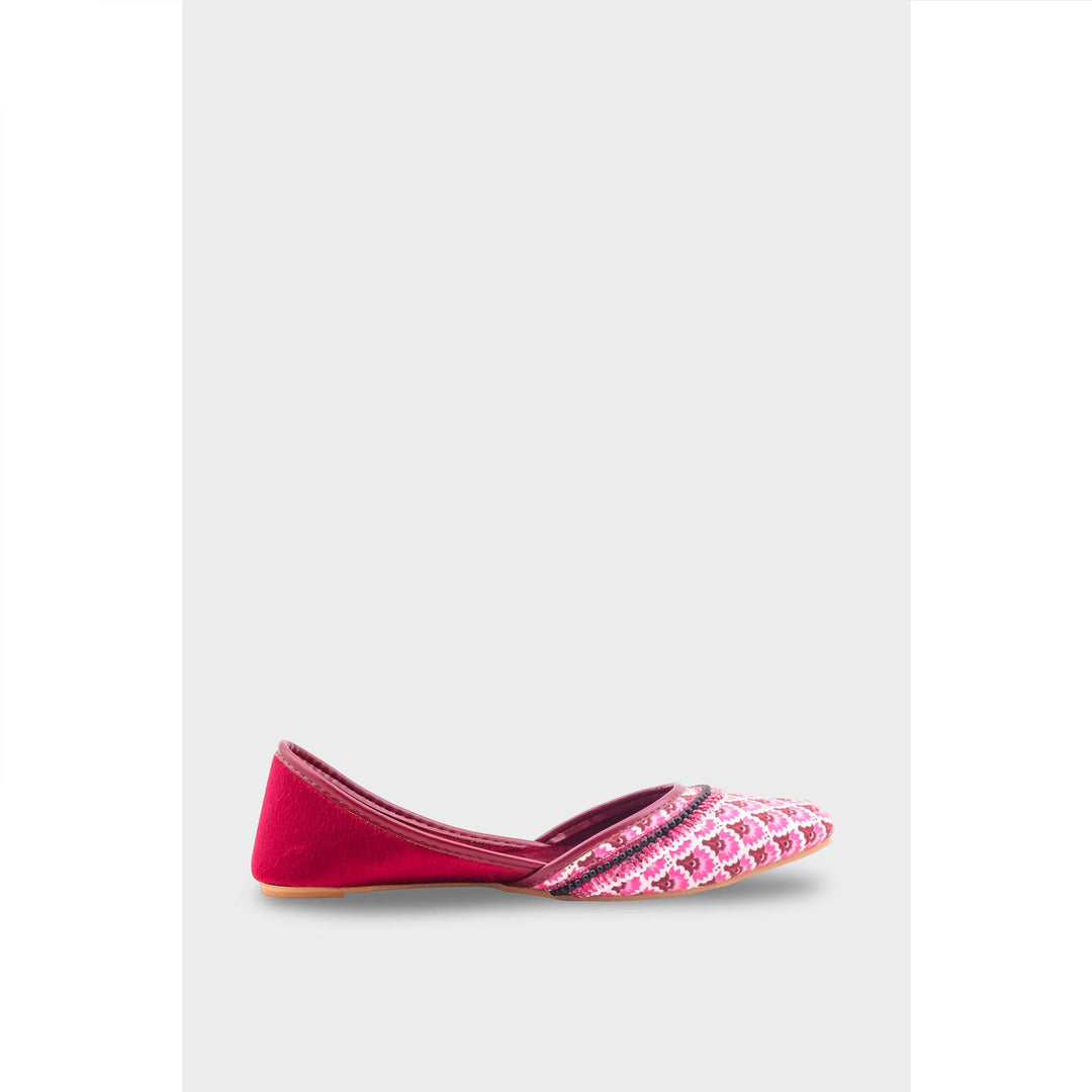 Maroon Ethnic Khussa For Women EC8611