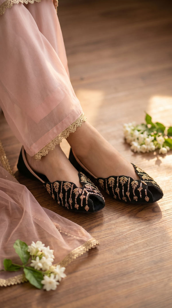 Black Fancy Khussa For Women EC8625