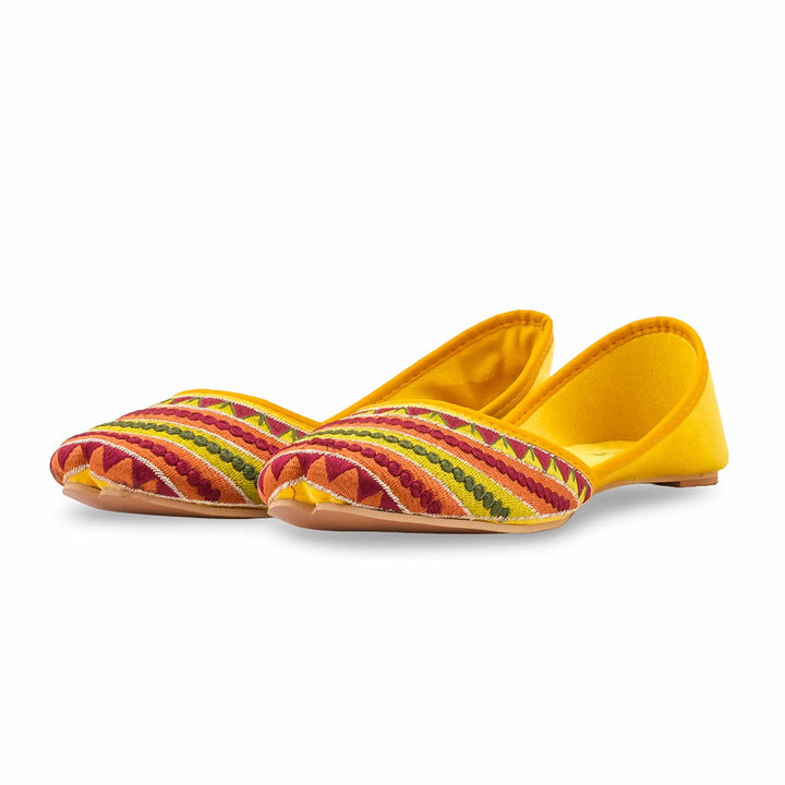 Yellow Ethnic Khussa For Ladies EC8689