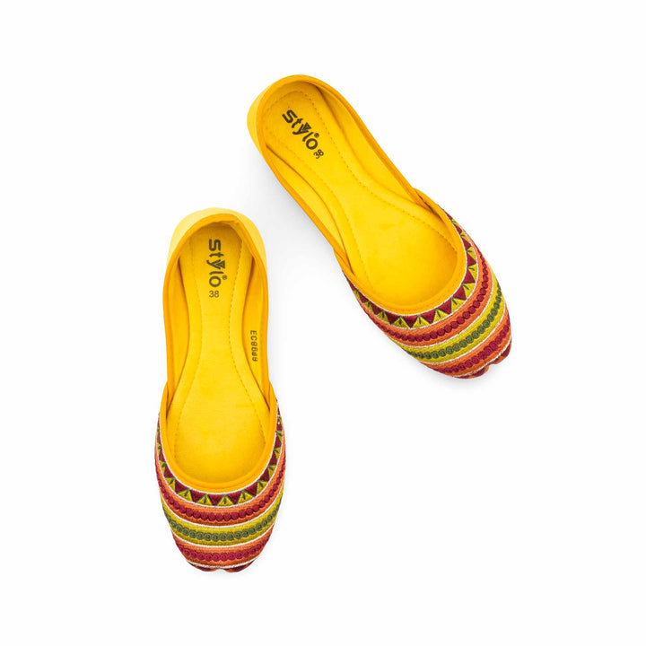 Yellow Ethnic Khussa For Ladies EC8689