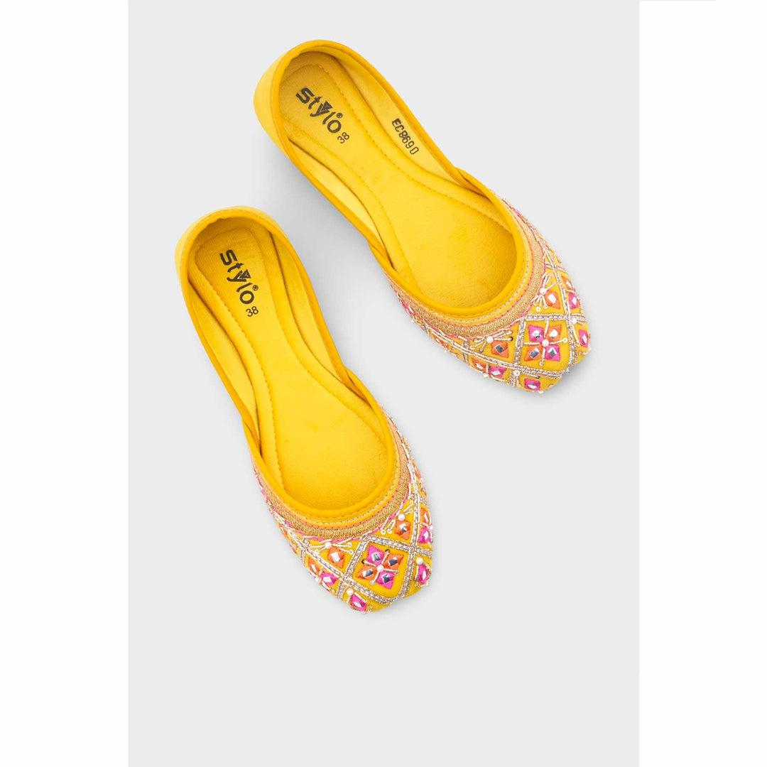 Yellow Ethnic Khussa For Women EC8690