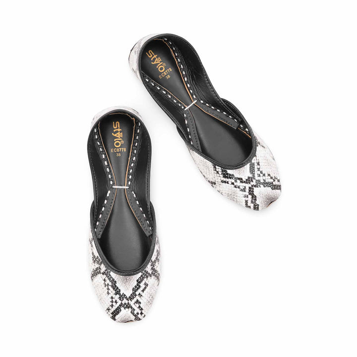 Black Ethnic Khussa For Women EC8778