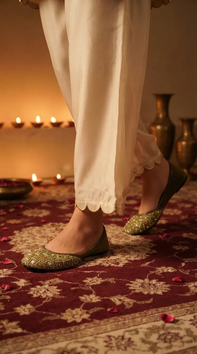 Mehndi Ethnic Khussa For Women EC8785