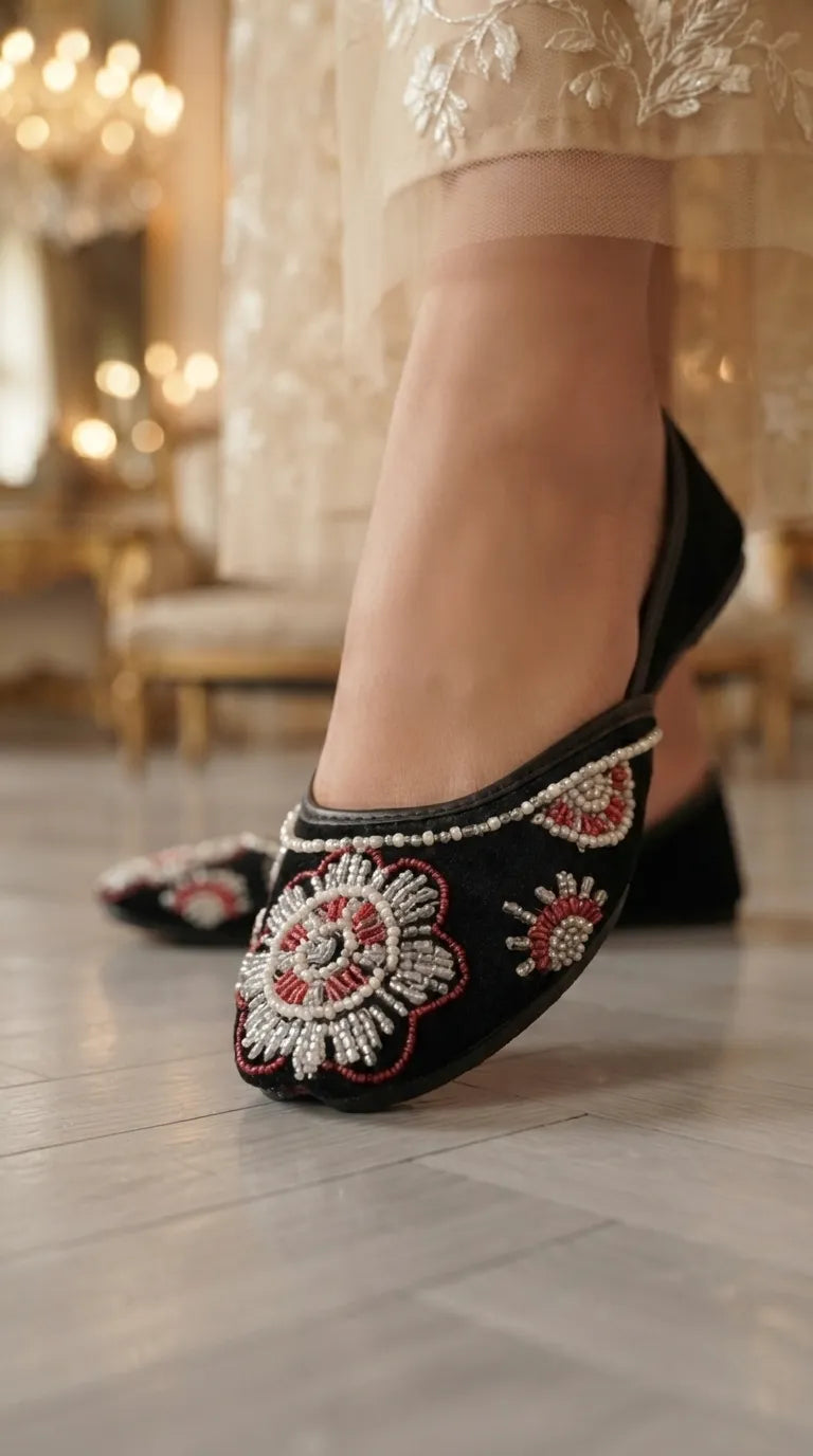 Black Ethnic Khussa For Women EC8818