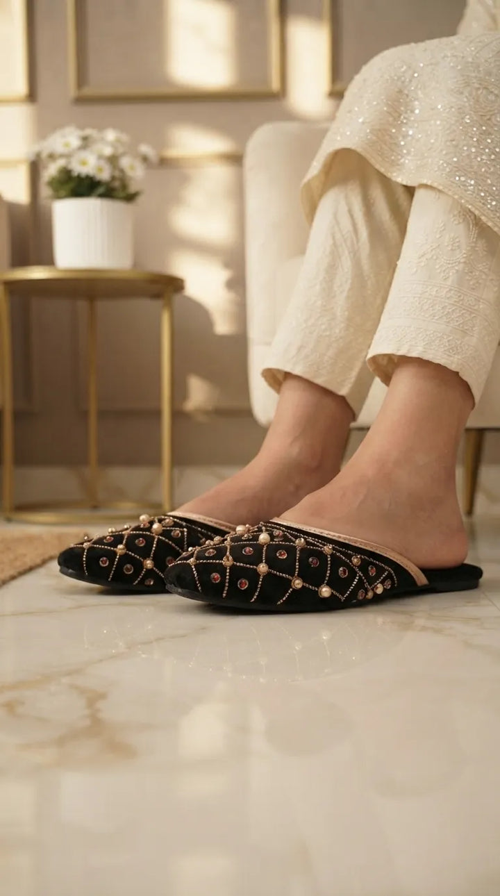 Black Ethnic Khussa For Ladies EC8839