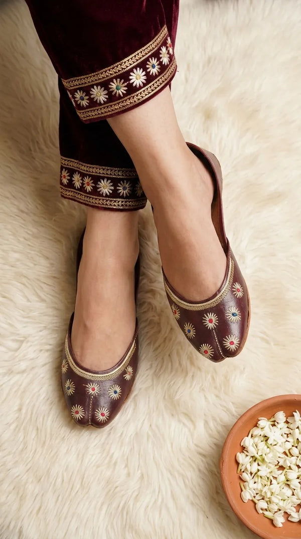 Maroon Leather Khussa For Women EC8869