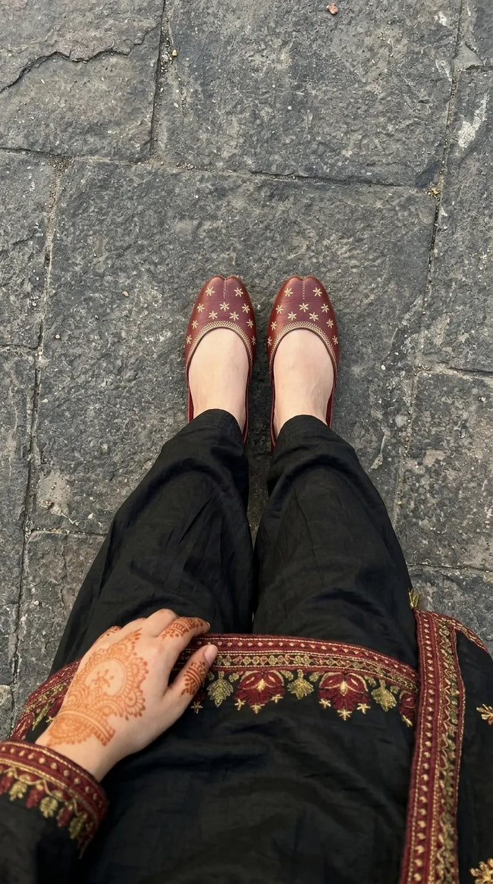 Maroon Leather Khussa For Ladies EC8923