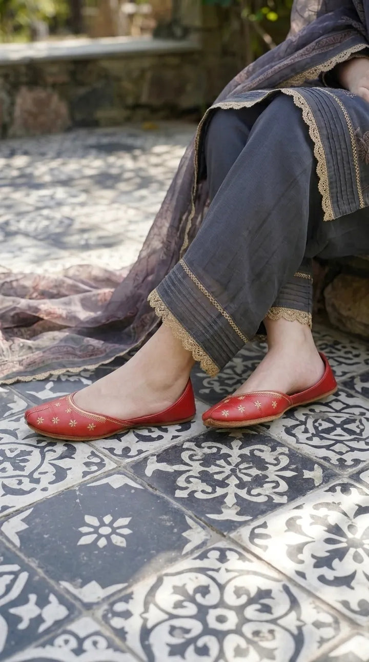 Red Leather Khussa For Ladies EC8923
