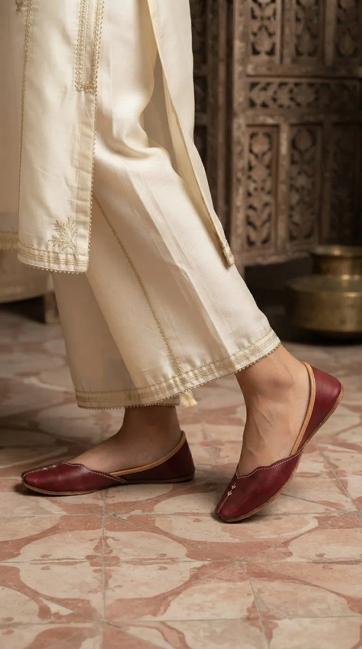 Maroon Leather Khussa For Ladies EC8925