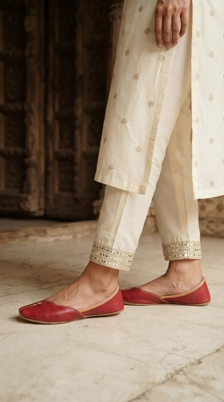 Red Leather Khussa For Ladies EC8925