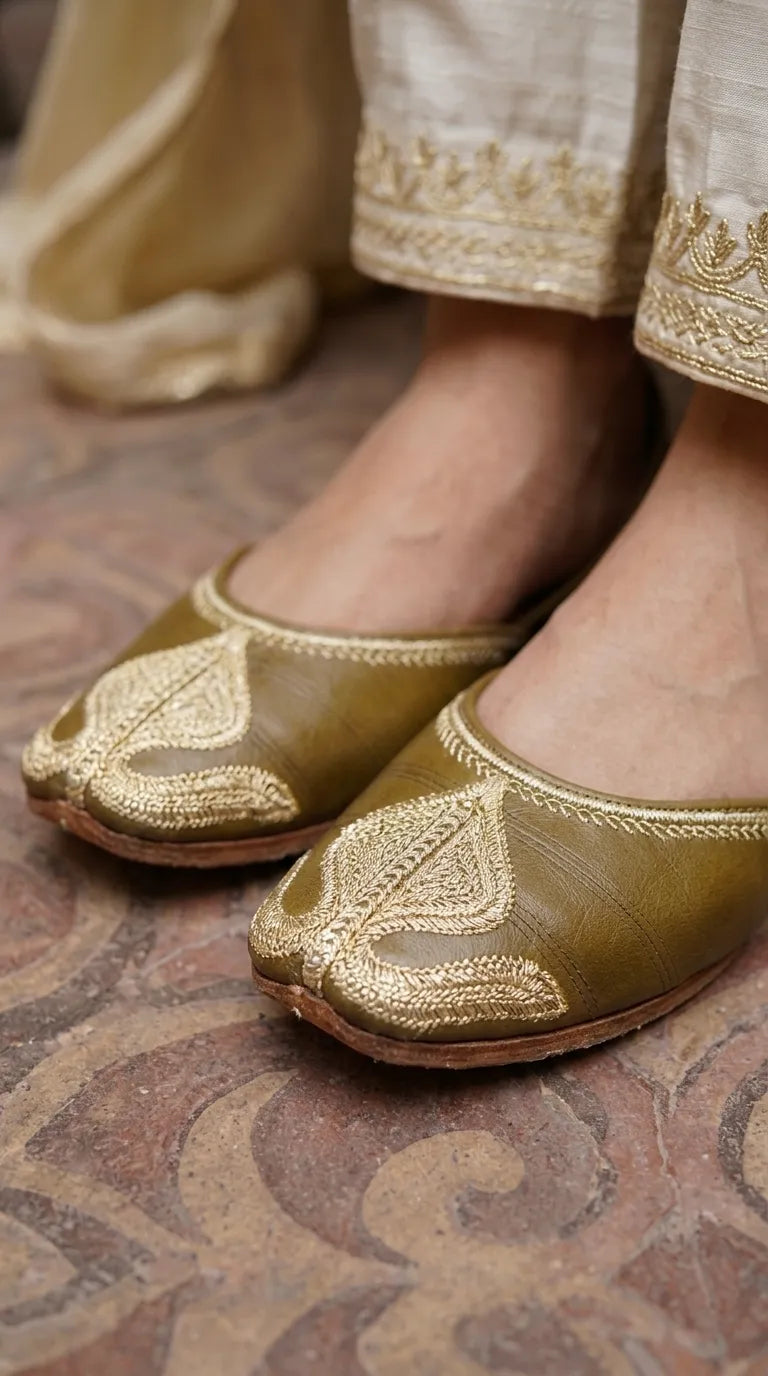 Mehndi Leather Khussa For Ladies EC8926