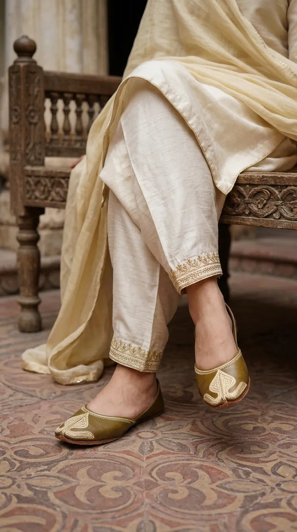 Mehndi Leather Khussa For Ladies EC8926