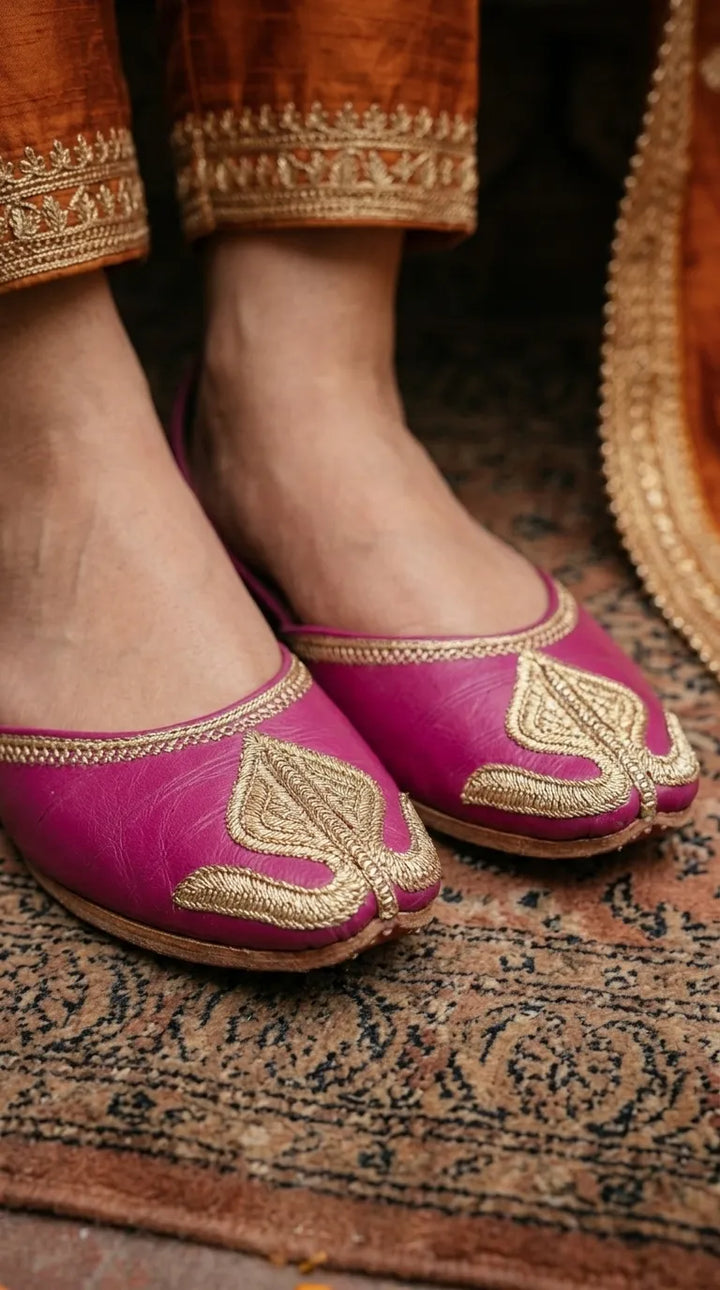 Skpink Leather Khussa For Ladies EC8926
