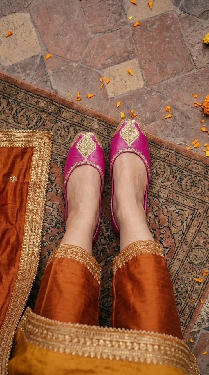 Skpink Leather Khussa For Ladies EC8926