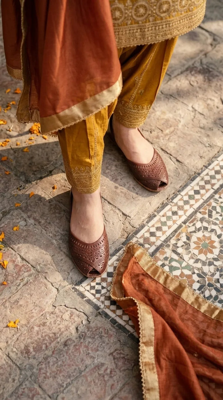 Brown Leather Khussa For Ladies EC8927