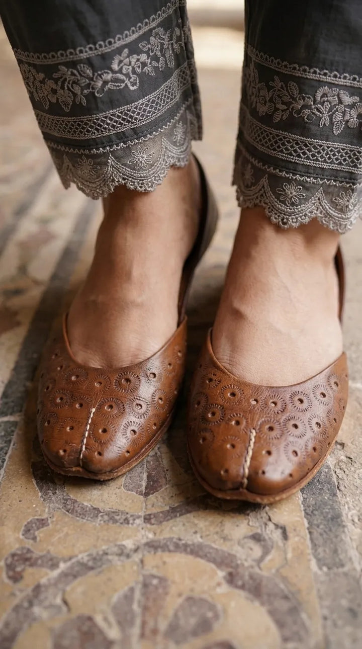 Brown Leather Khussa For Ladies EC8930