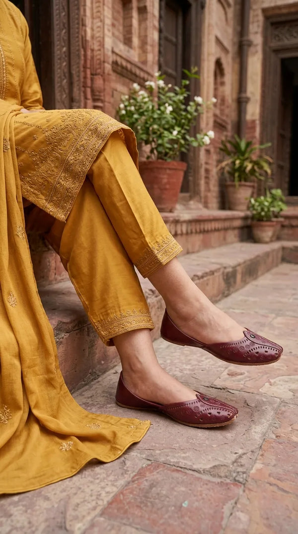 Maroon Leather Khussa For Ladies EC8932