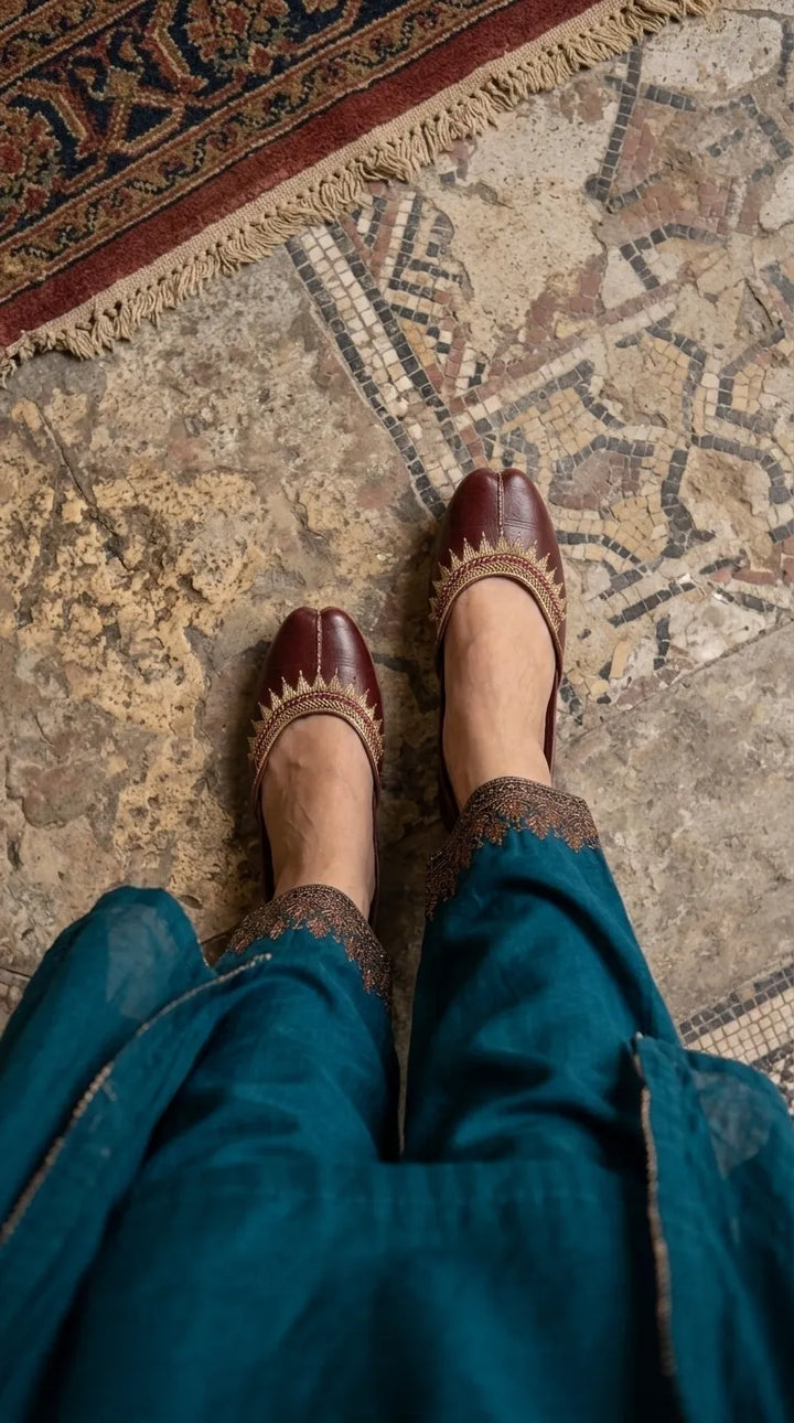 Maroon Leather Khussa For Ladies EC8937