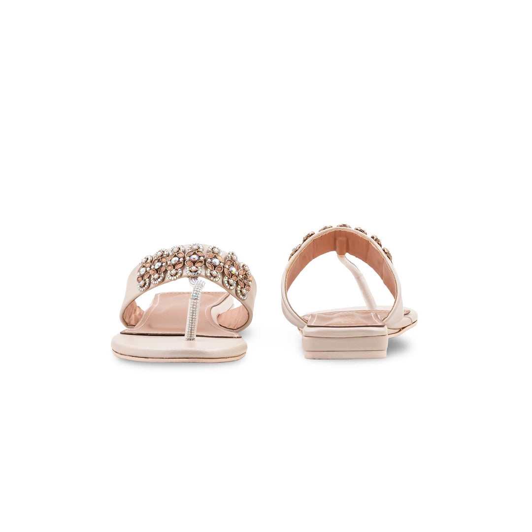 Beige Fancy Chappal For Ladies FN0845