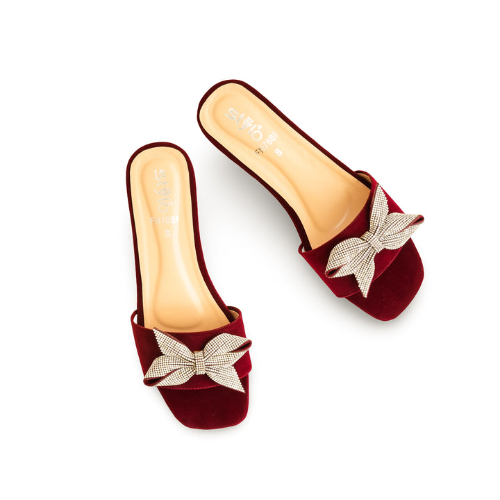 Maroon Fancy Chappal FN7881