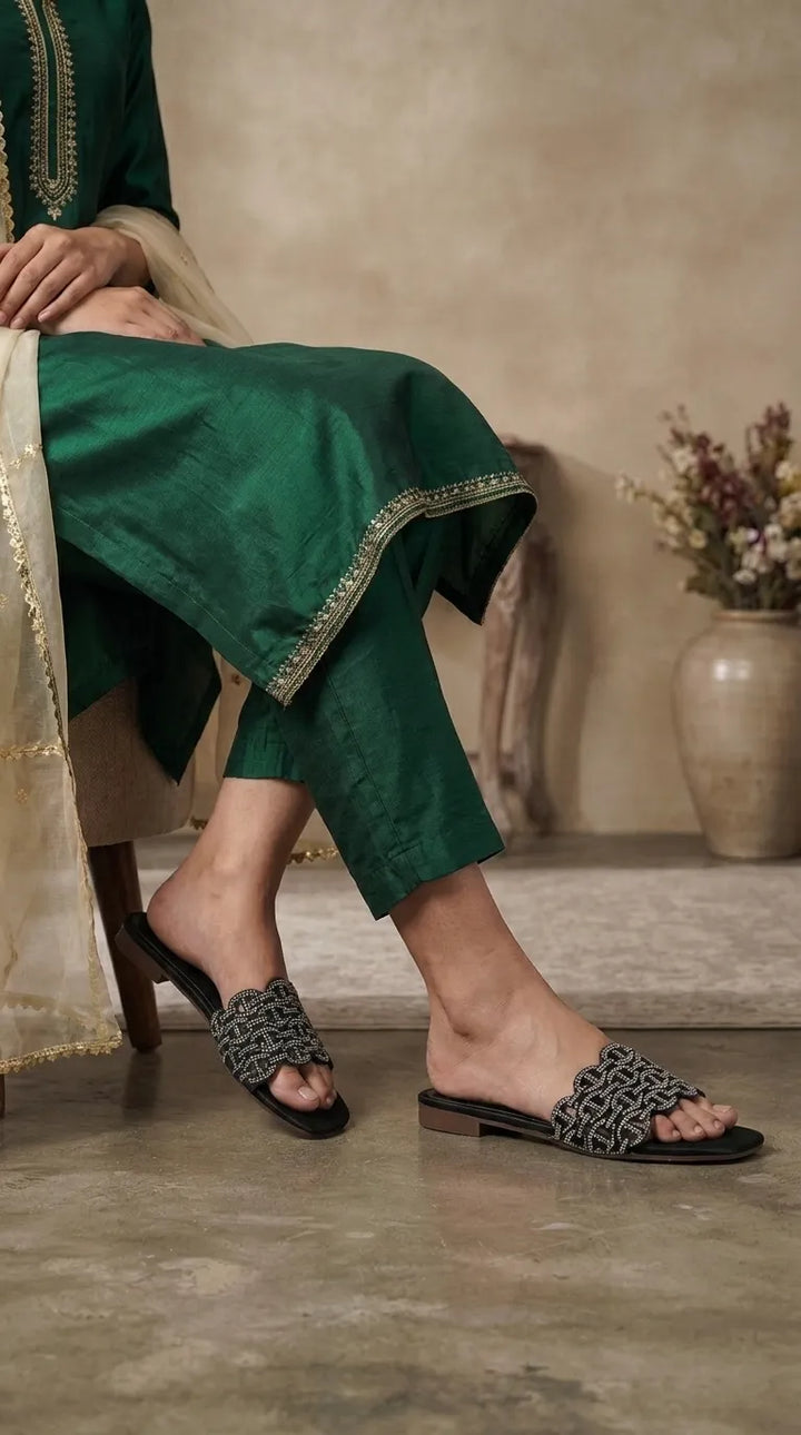 Black Fancy Slipper For Women FN8135