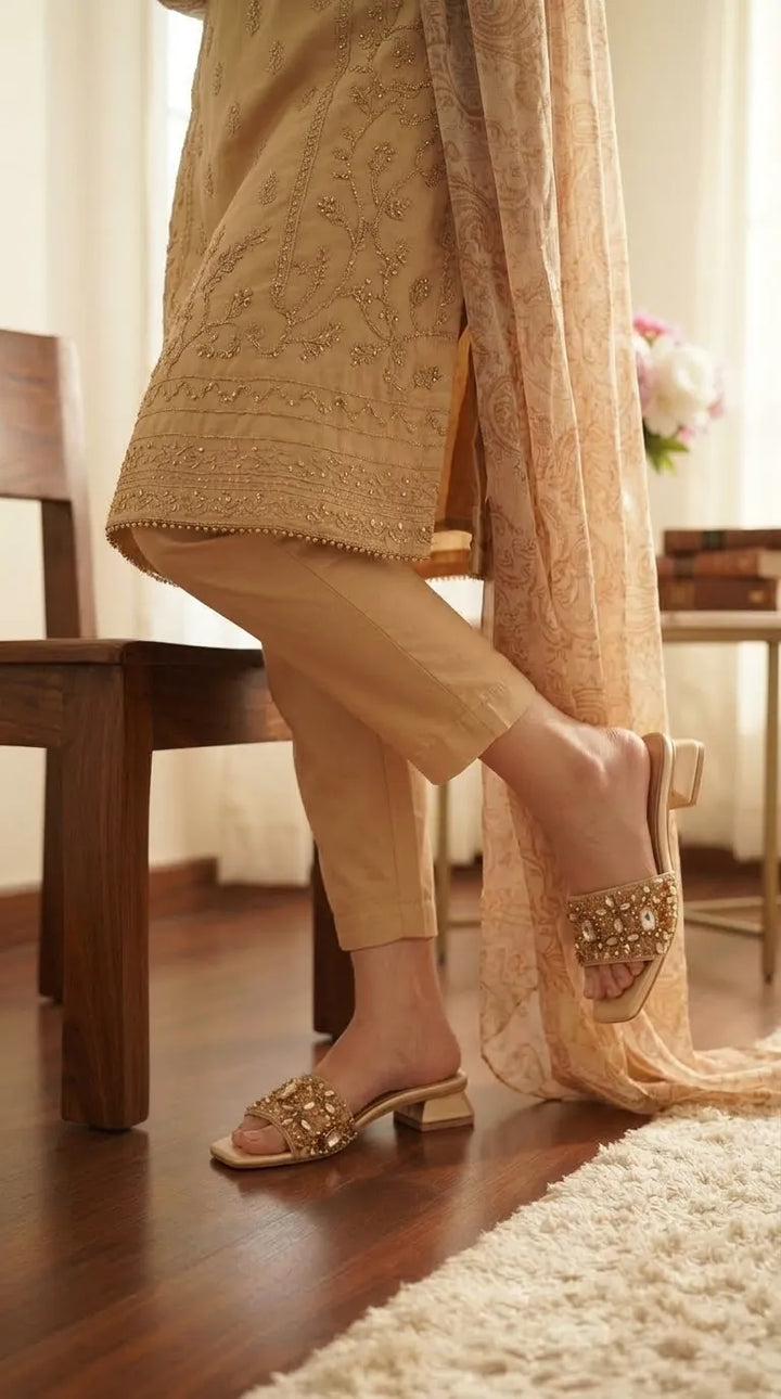 Golden Fancy Slipper For Ladies FN8233