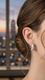 Earrings- J0618016