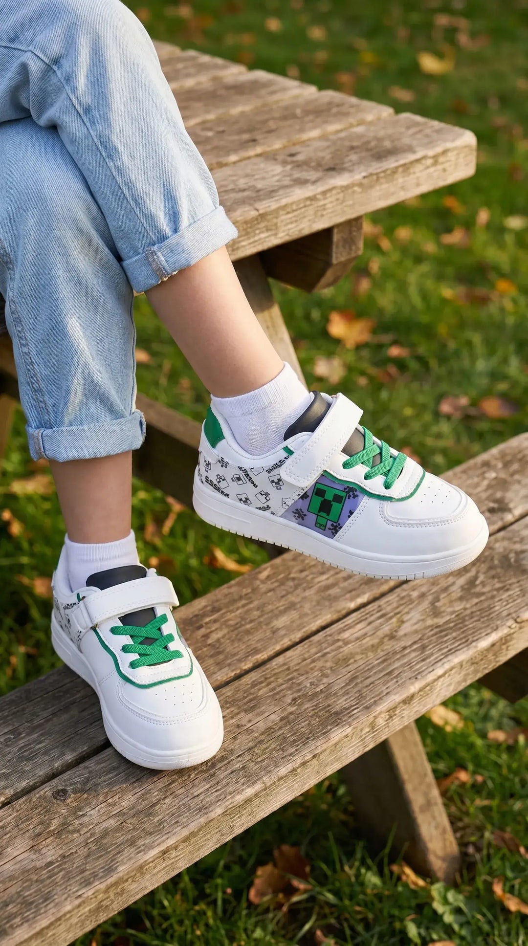 Girls Green Casual Jogger KD1921