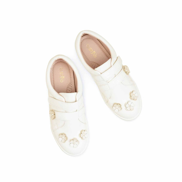 Girls White Casual Jogger KD1925