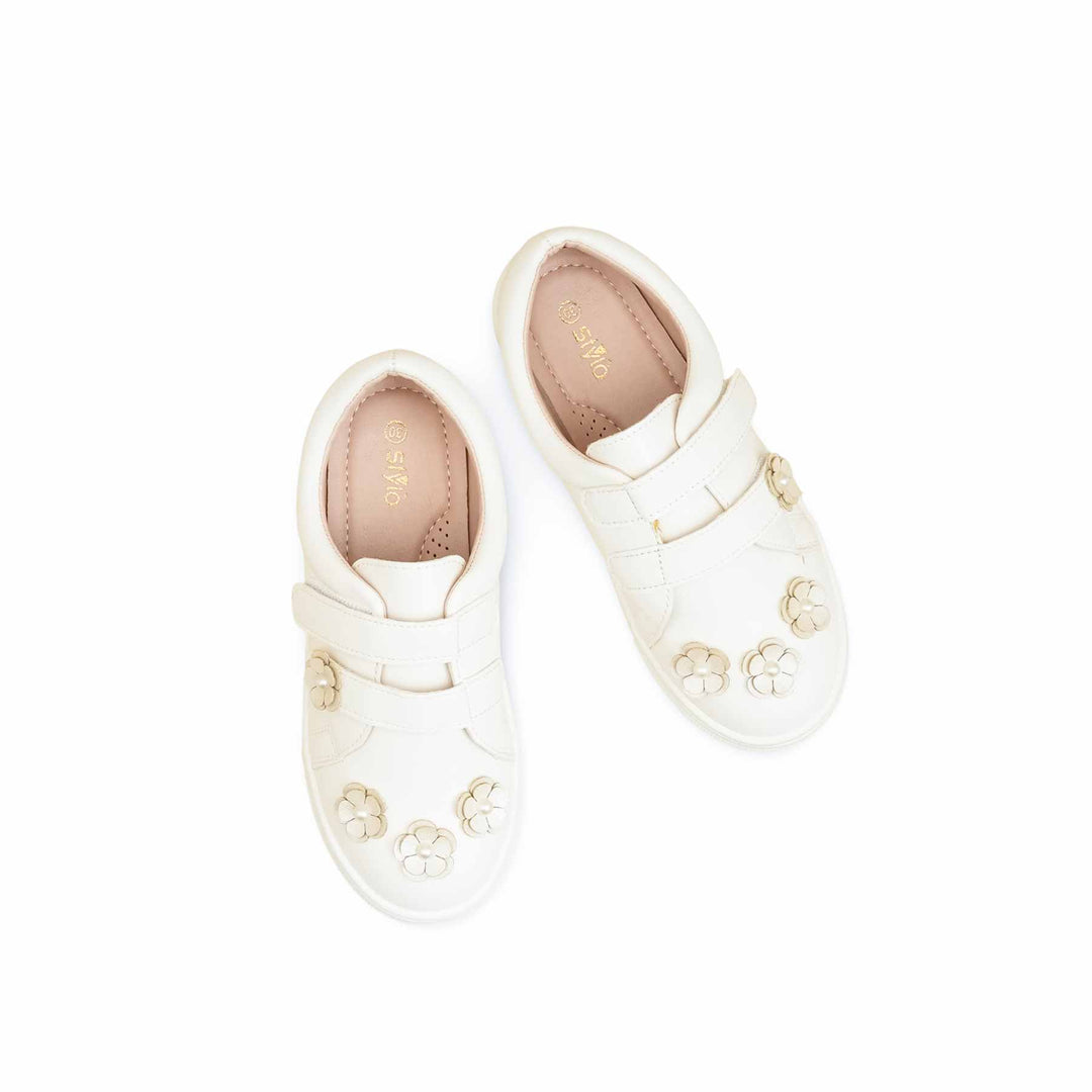 Girls White Casual Jogger KD1951